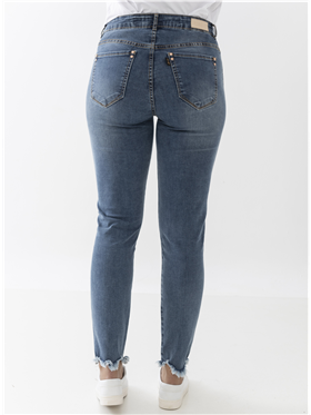 Calça feminina Jeans- Cintura Média - Perna Encurtada