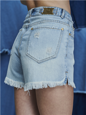 Shorts Feminino Jeans Cintura Alta- Quadril e Perna Justos
